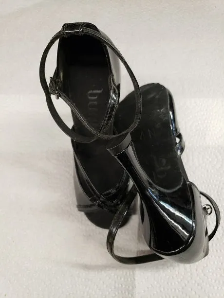 3.75" Linked -- Women's Flare Heel Latin Sandal -- Black Patent