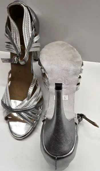 4" Moonstone -- Women's Latin Sandal -- Silver