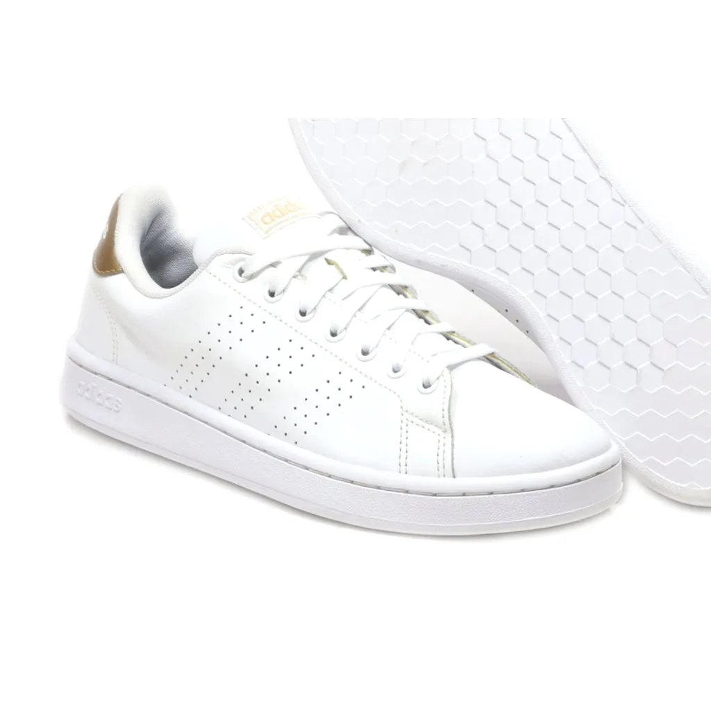 Adidas Advantage Low-Top Sneakers Leather White Colour For Women