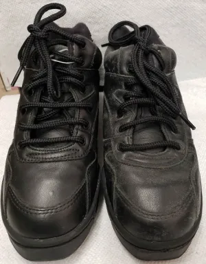Andru -- Split Sole Dancesneaker -- Black