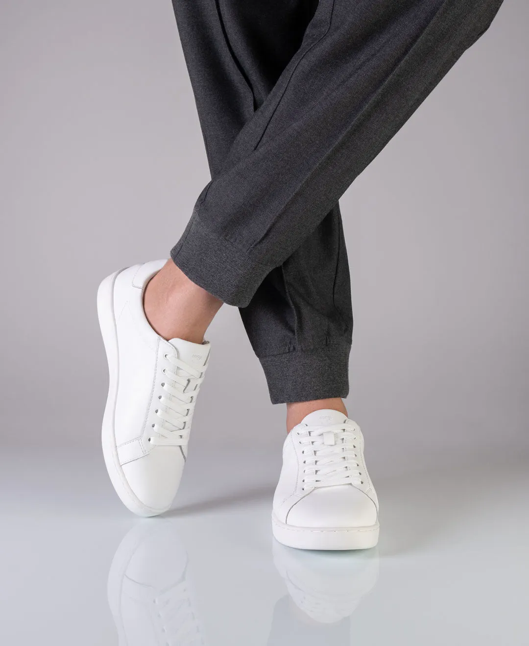 Anna Kern Men's 7425 White Leather