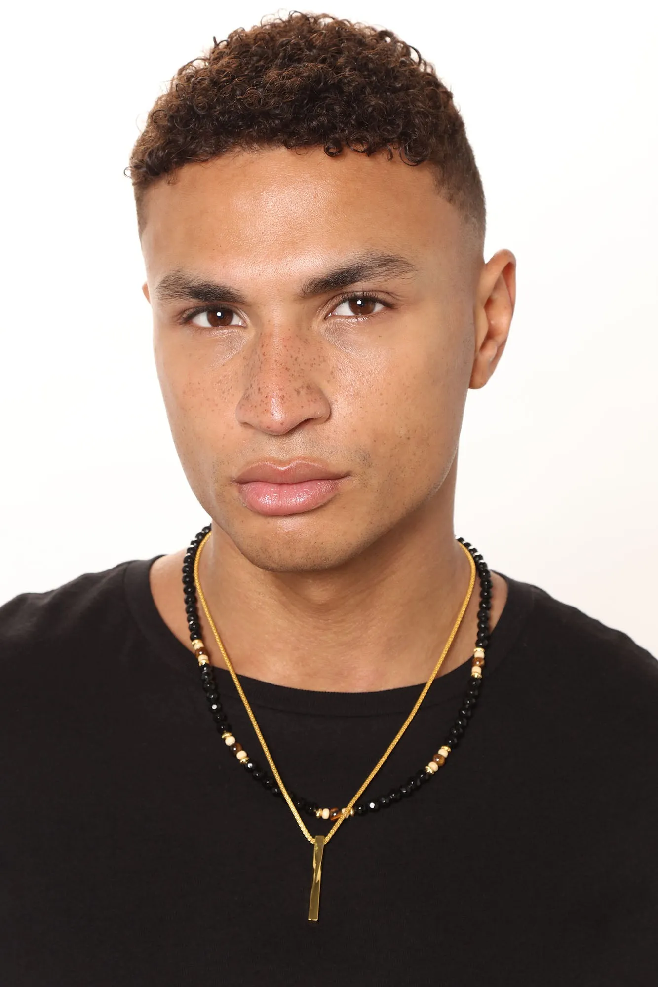 Beaded Necklace With Gold Bar Set - Black/Gold