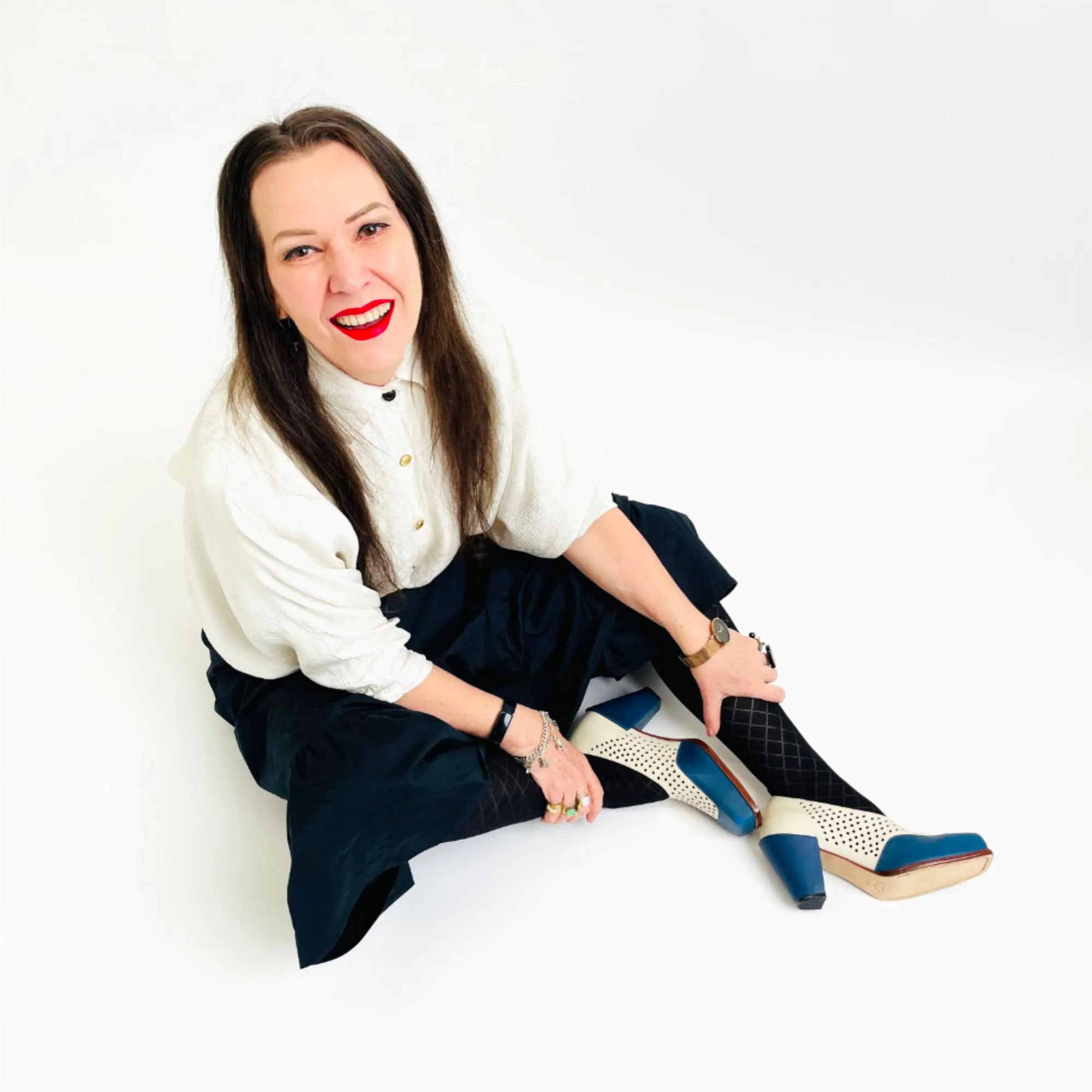 Betty - Navy/ivory