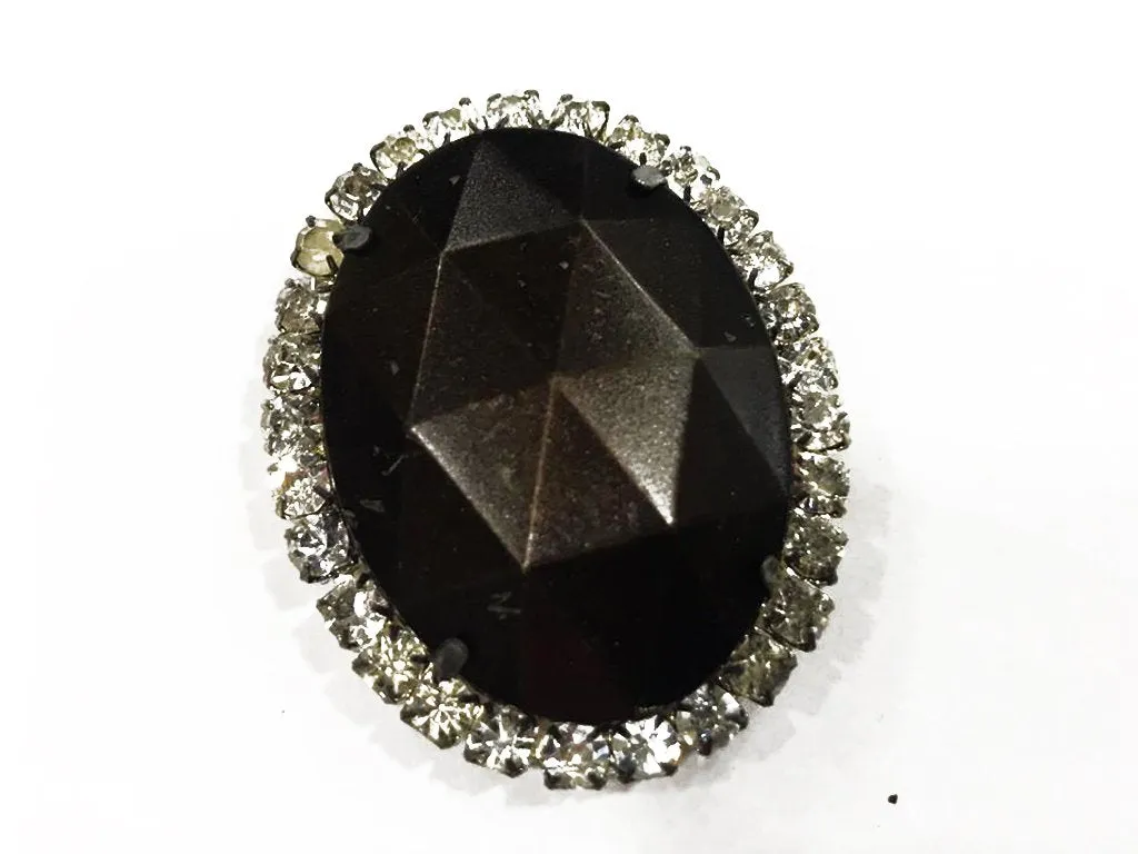 Black Oval Plastic Stone with Crystal Frame (42x45 mm)