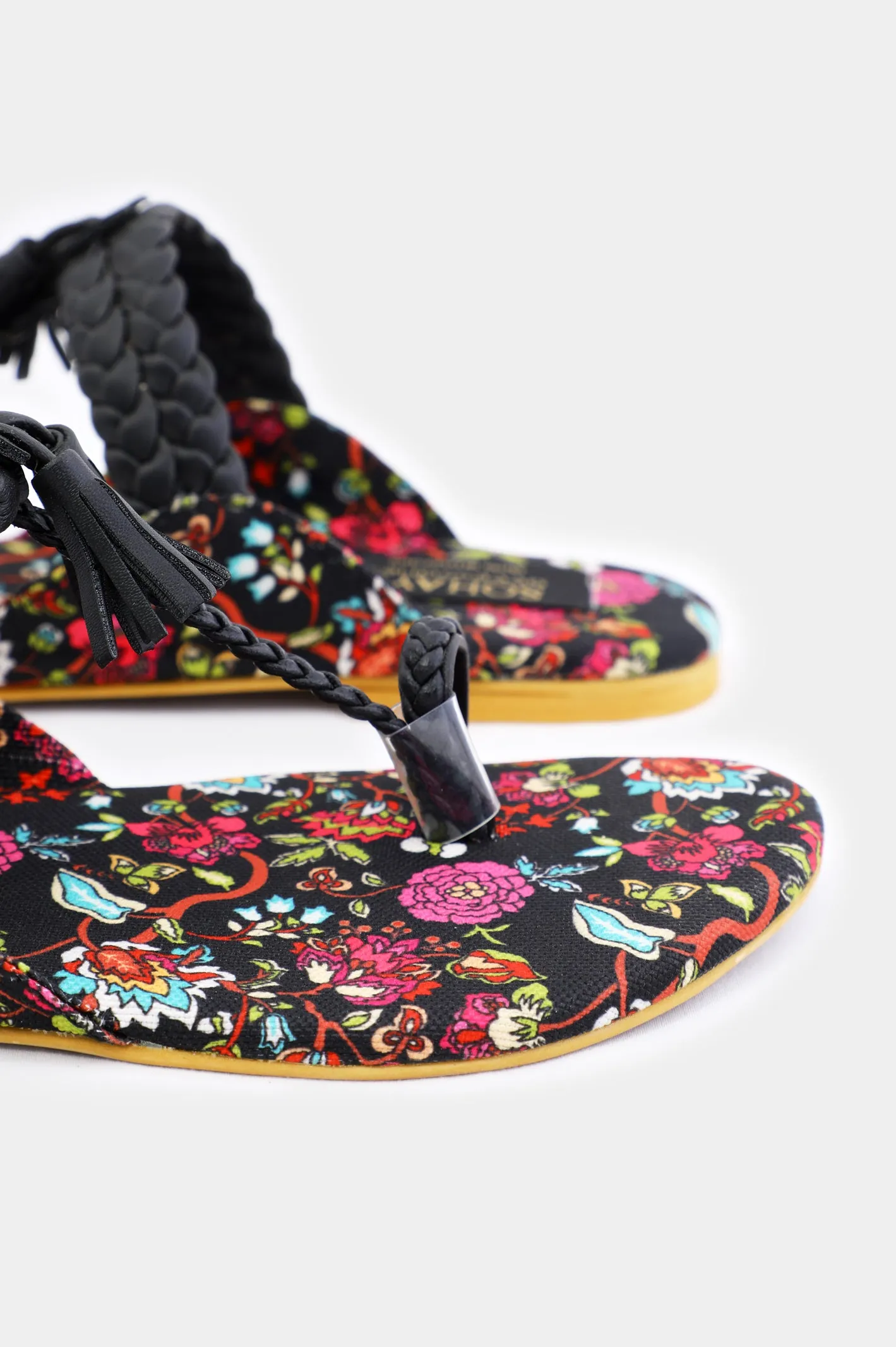 Black Sohaye Embellished Kohlapuri for Women's