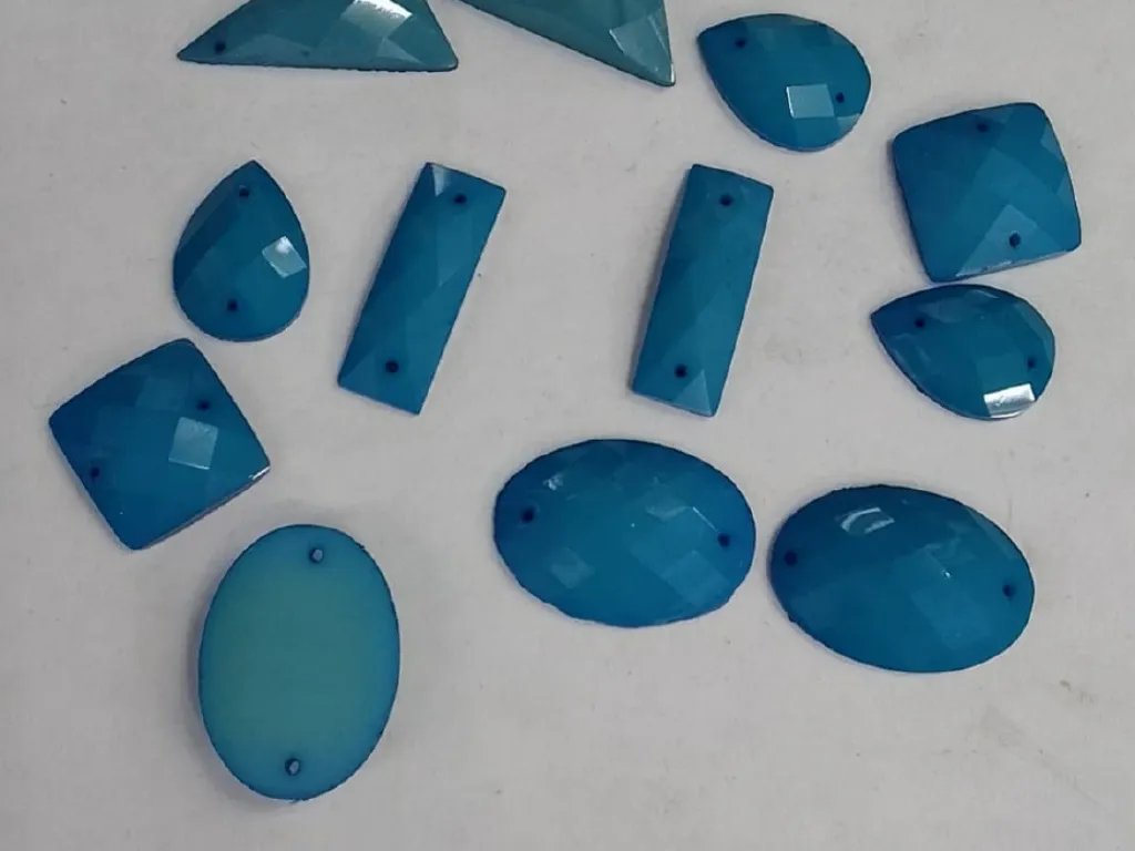 Blue Faceted Mix 2 Hole Plastic Stones