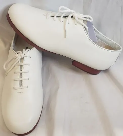 Clogger -- Unisex Character Oxford