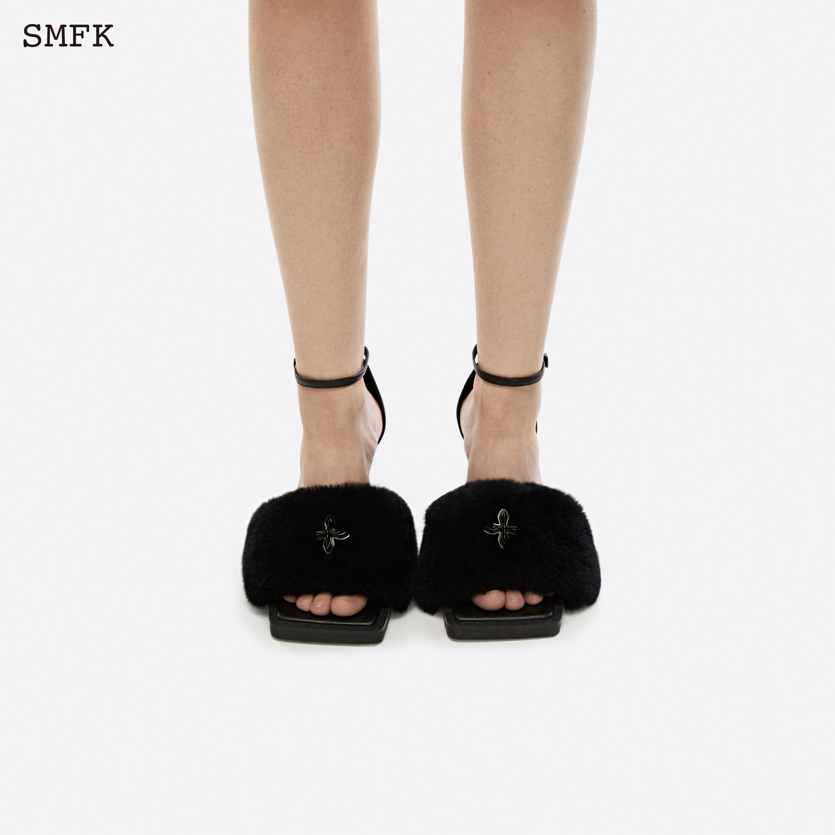 Compass Duck Vintage High Heels Black