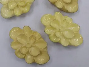 Cream Oval Flower Plastic Stones