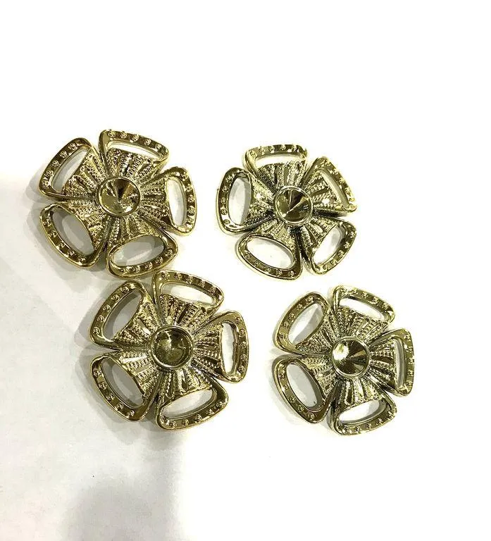 Golden Flower CCB Plastic Beads (30 mm)