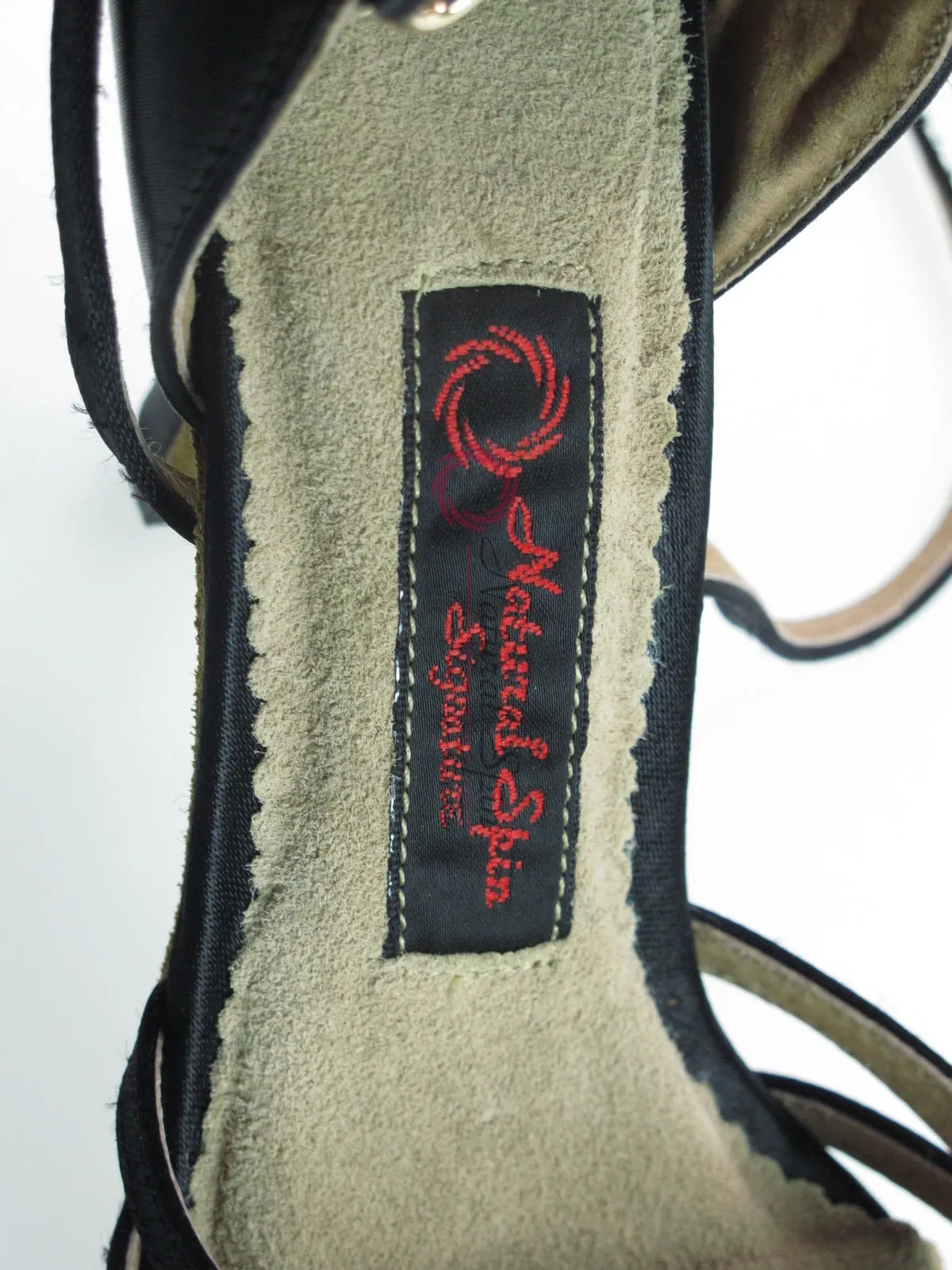H11125-02_BlackES