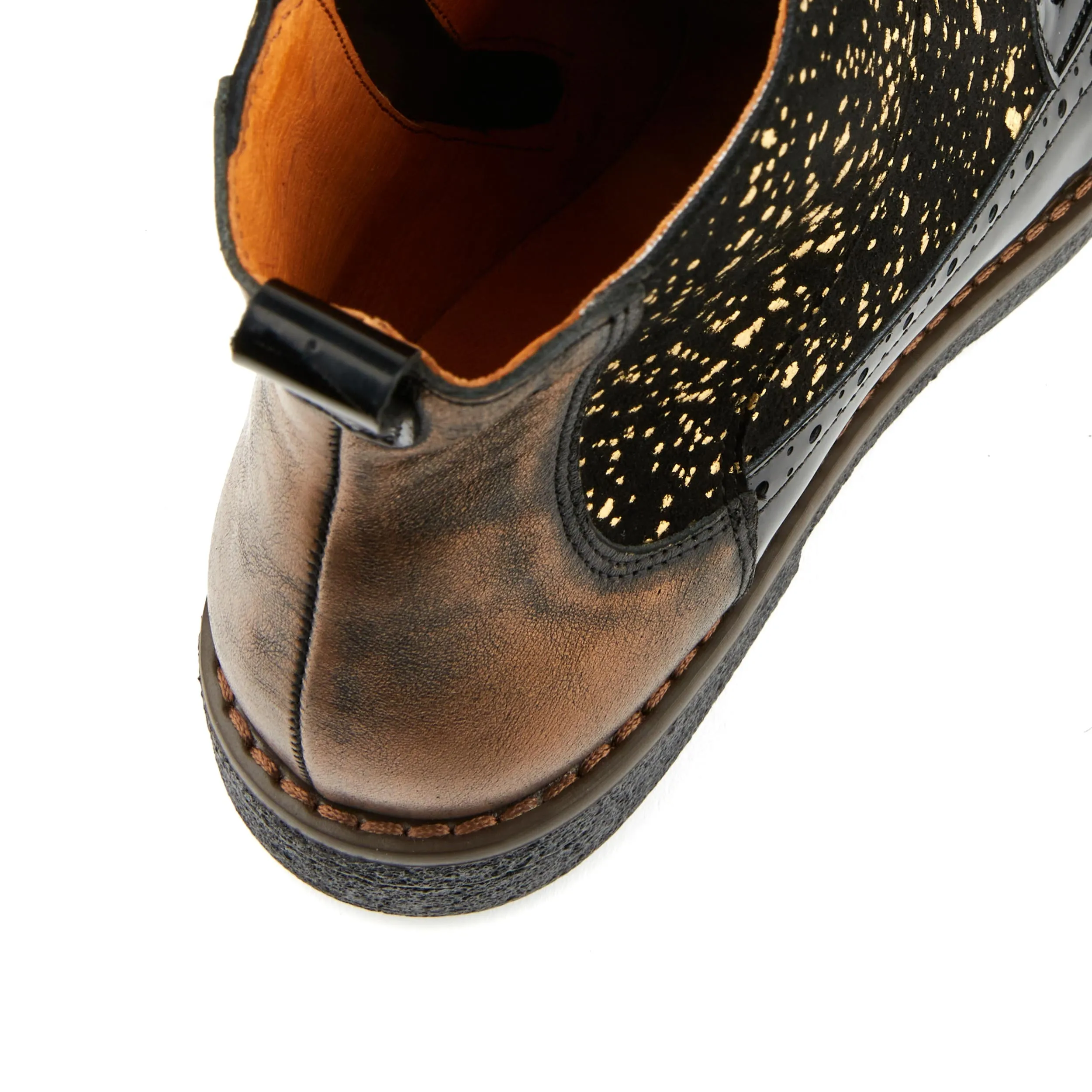 Hatter - Black & Gold Drops