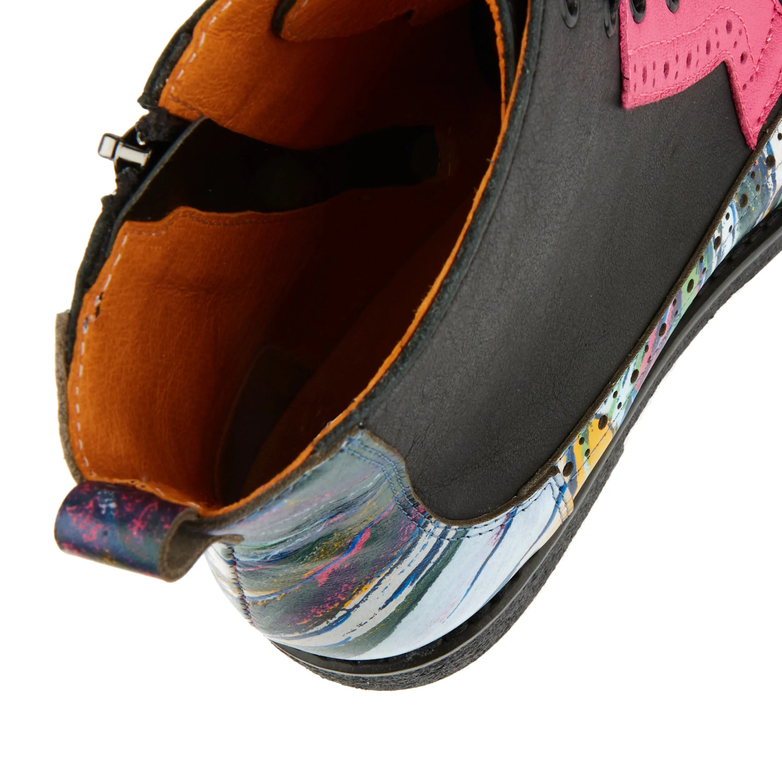 Hatter - Dark Flamingo & Black & Pink