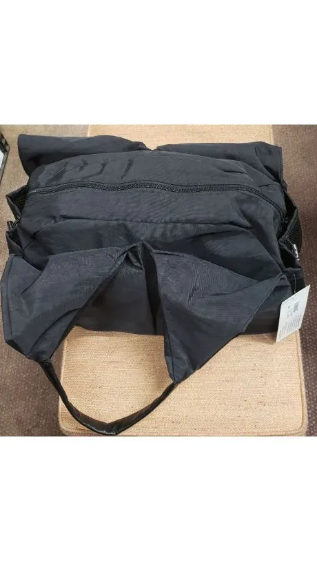 Jaden -- Mid Size Tote Bag