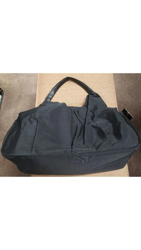 Jaden -- Mid Size Tote Bag