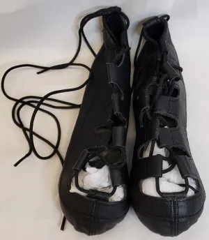 Jamison -- Full Sole Ghillies -- Black