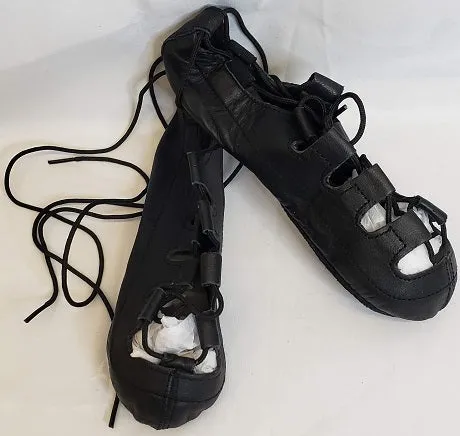 Jamison -- Full Sole Ghillies -- Black
