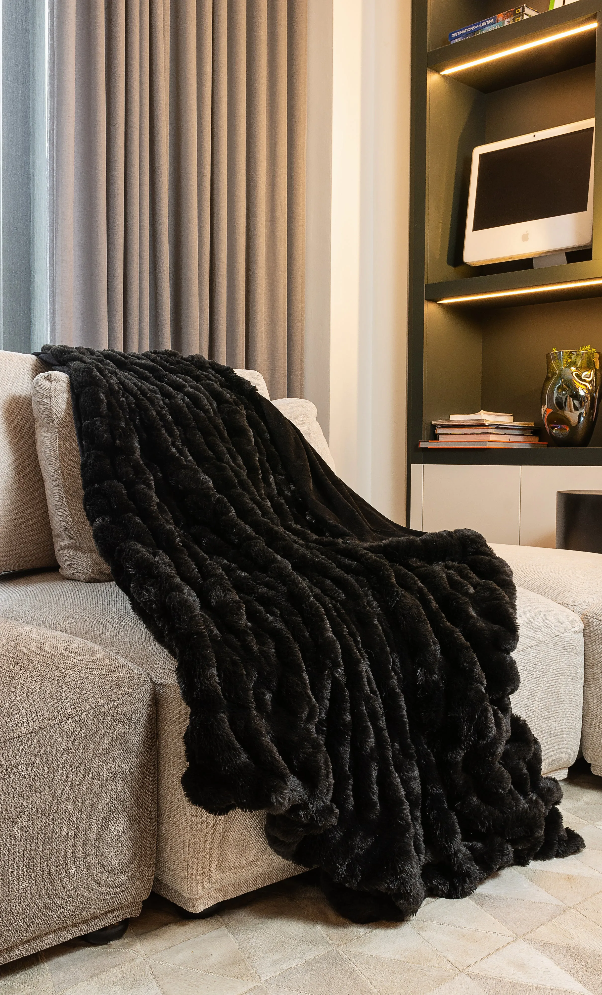 Luxe Home Decor Signature Faux Fur Throw-1-Piece