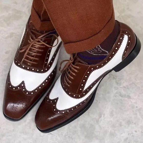 Luxorique Timeless Elegance Lace-Up