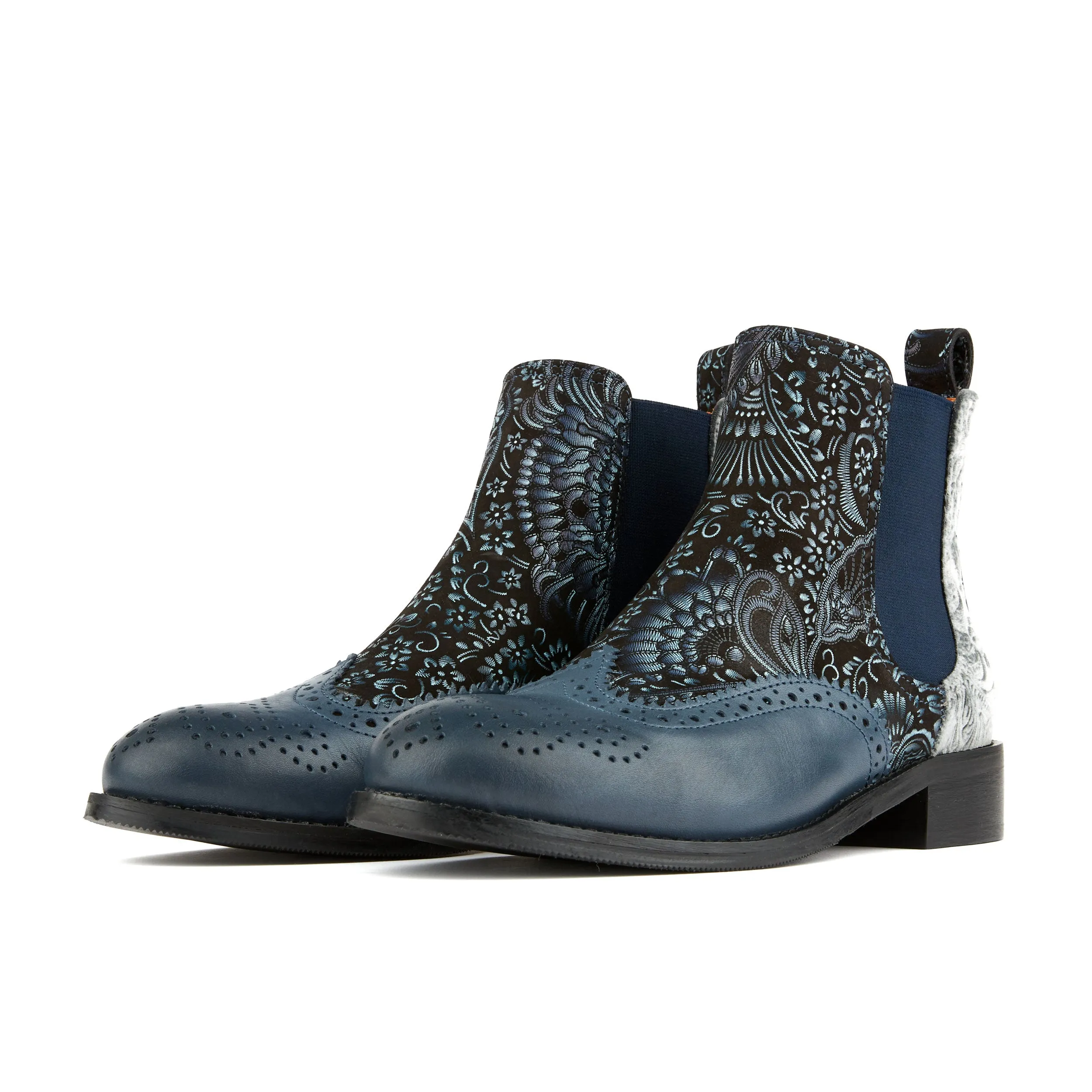 Mamacita - Silver Paisly & Black