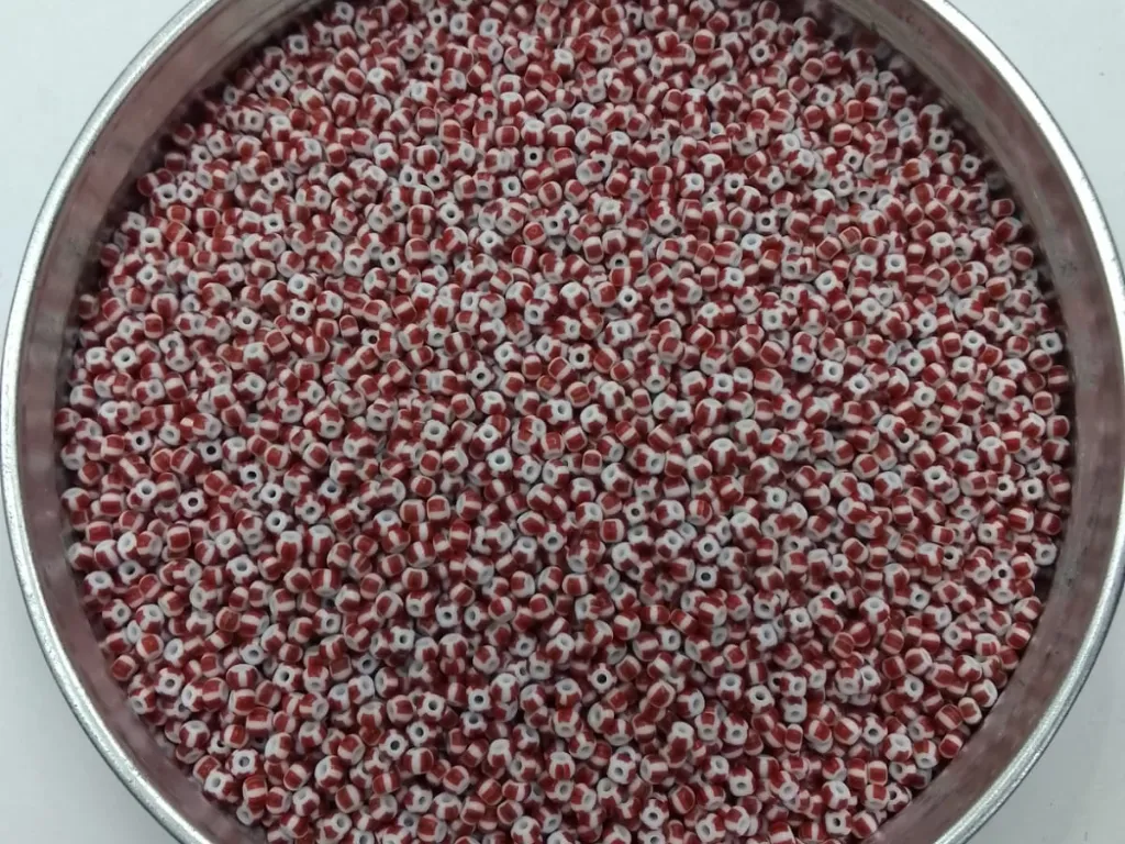 Maroon & White Pumpkin Plastic Beads