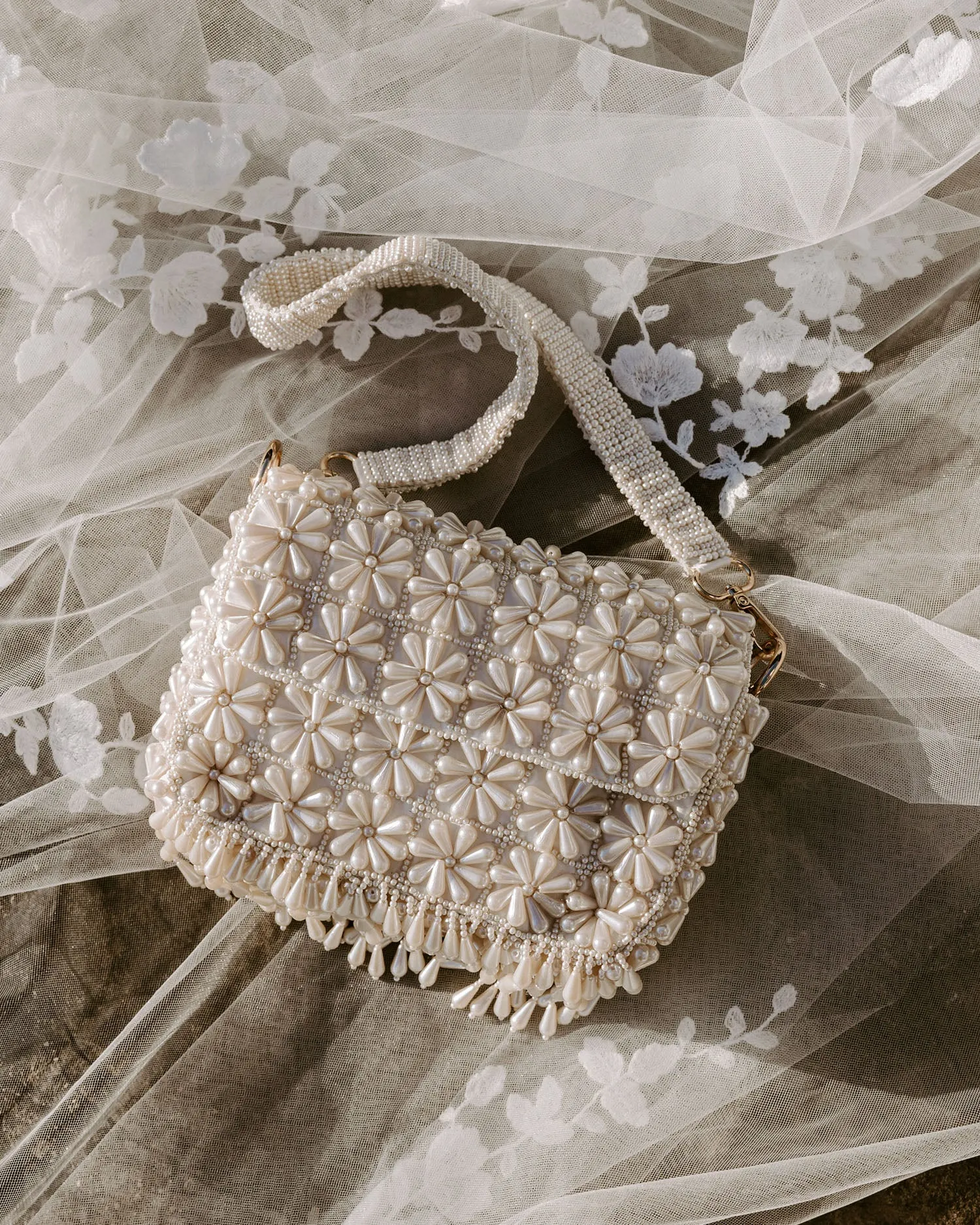 MELODY - PEARL FLOWER SHOULDER BAG