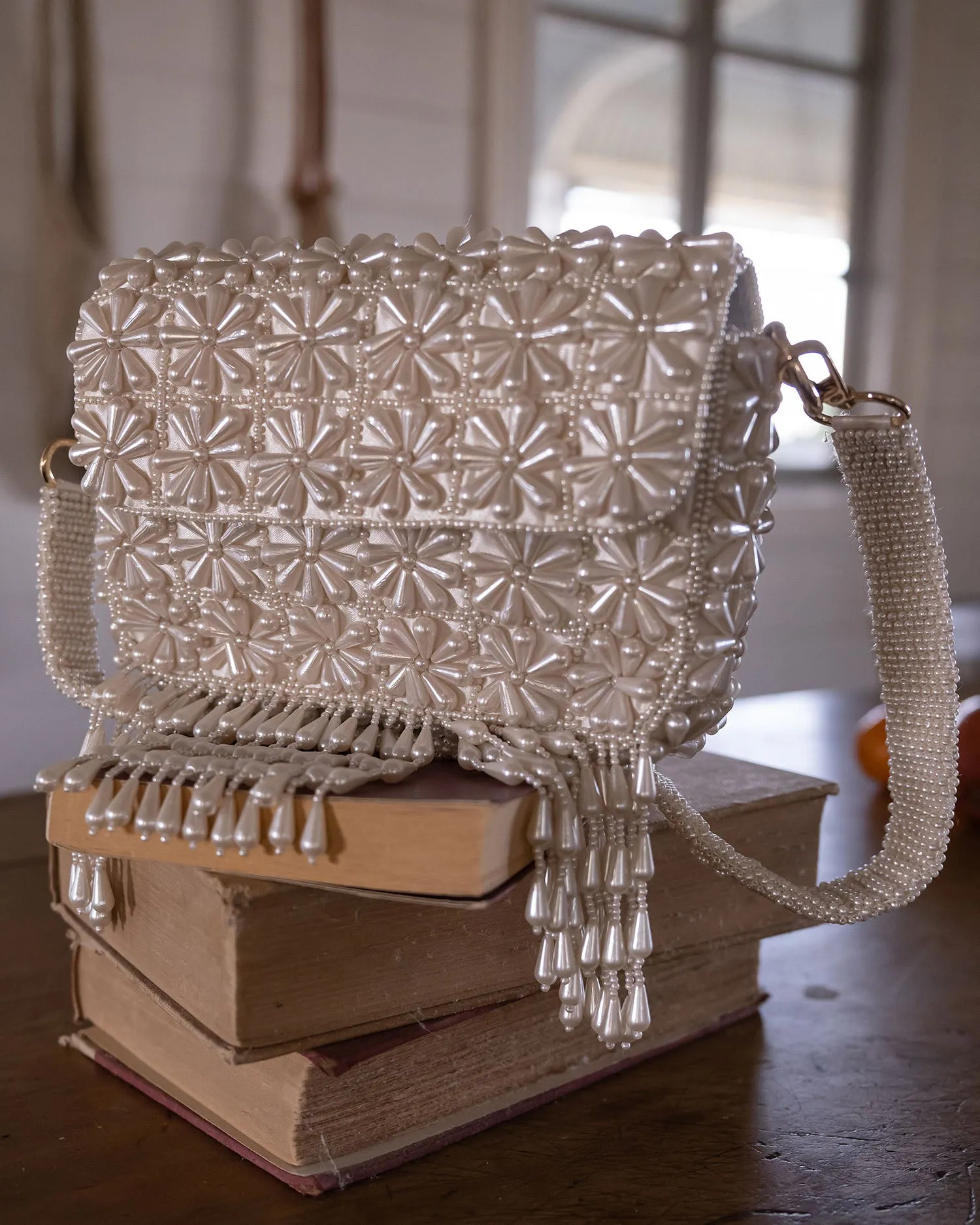 MELODY - PEARL FLOWER SHOULDER BAG