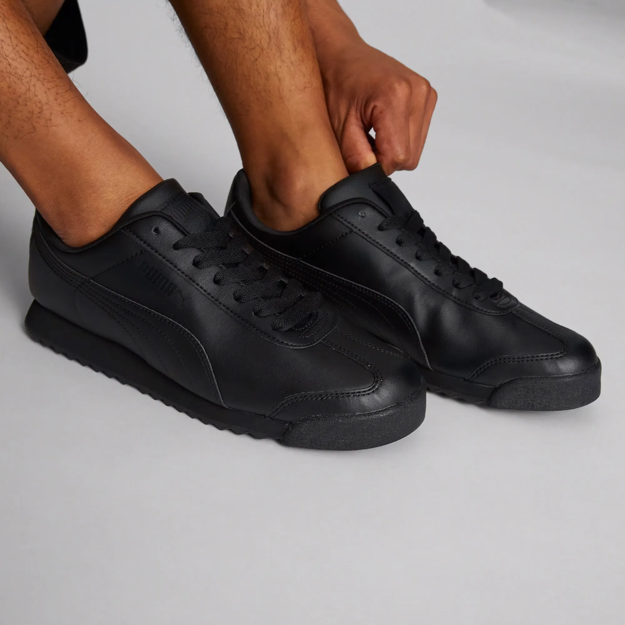 Men's PUMA Roma Basic Sneakers Black