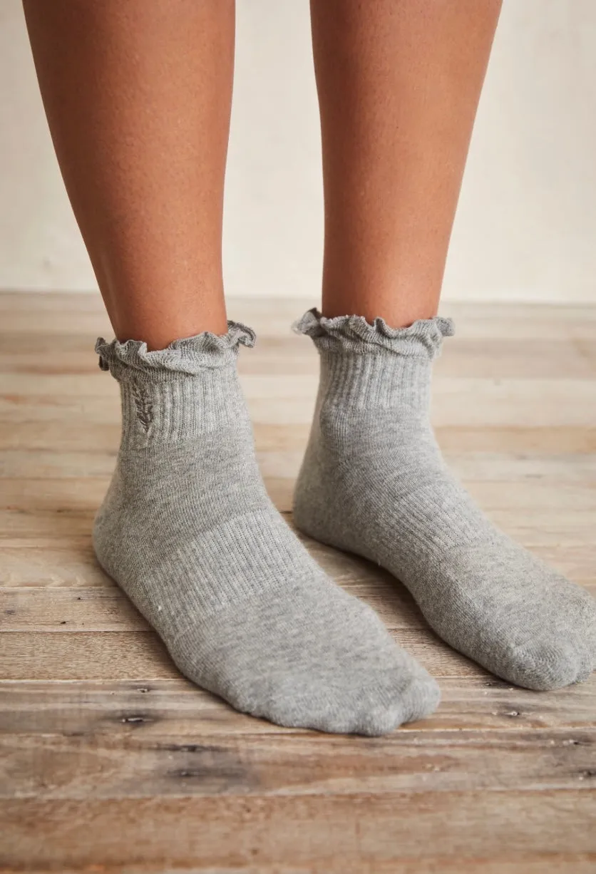 Movement Classic Ruffle Grey