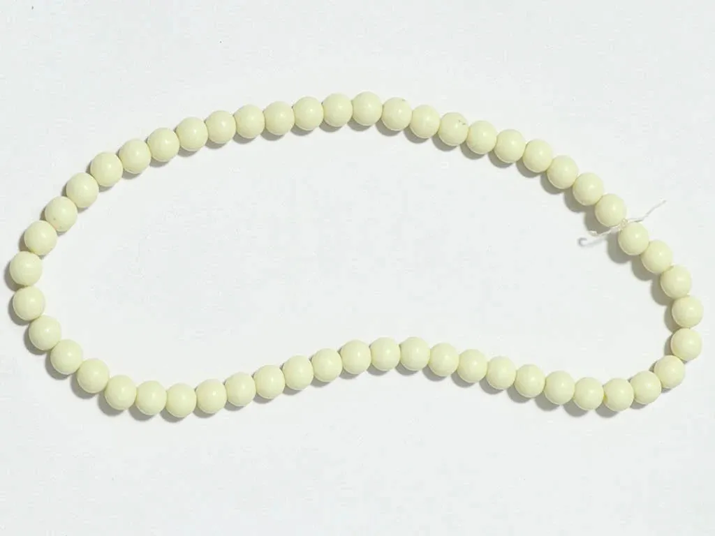Off White Circular Plastic Beads - 8 mm
