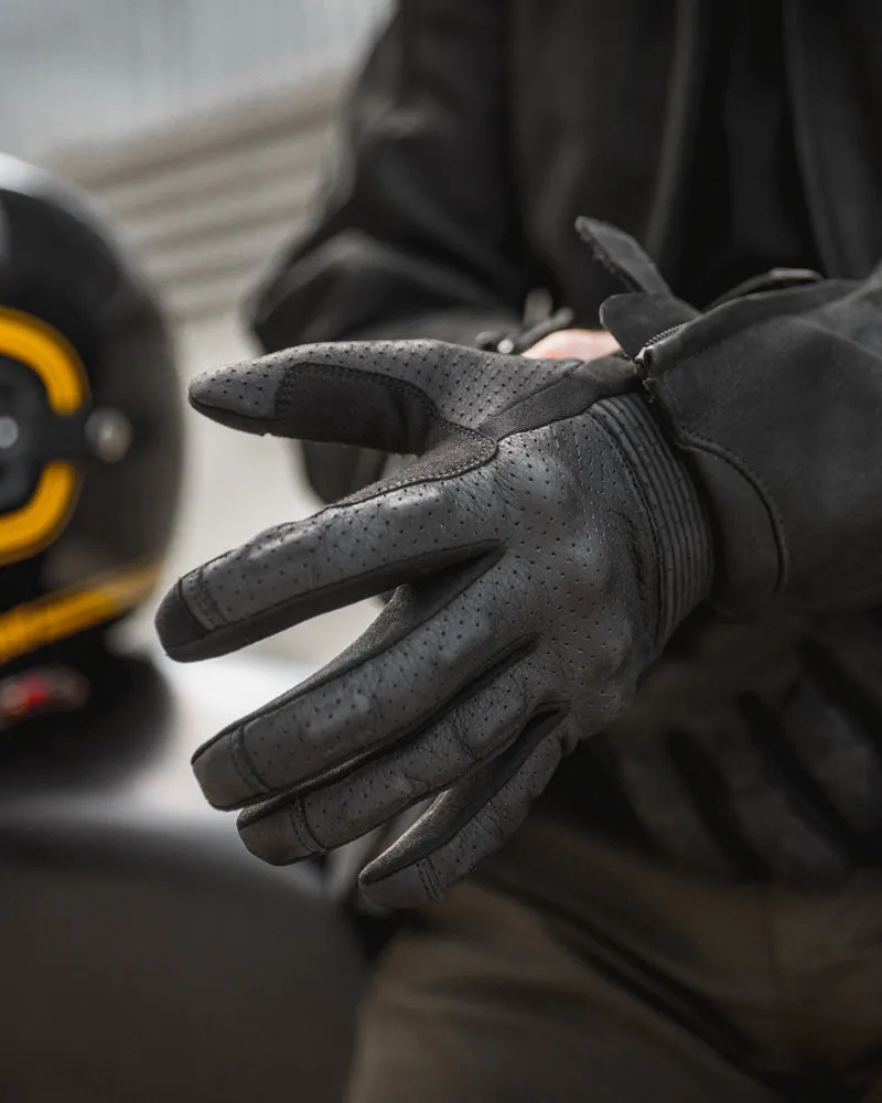 Onyx Leather Riding Gloves