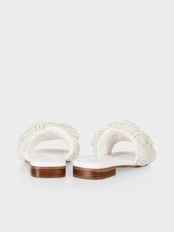 PEARL BEADED SUMMER SLIDES