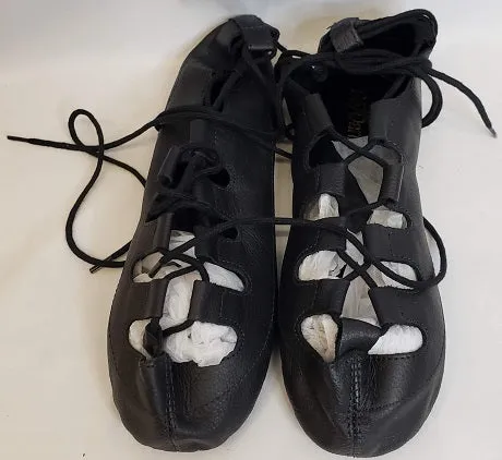 Pump -- Irish Full Sole Ghillies -- Black