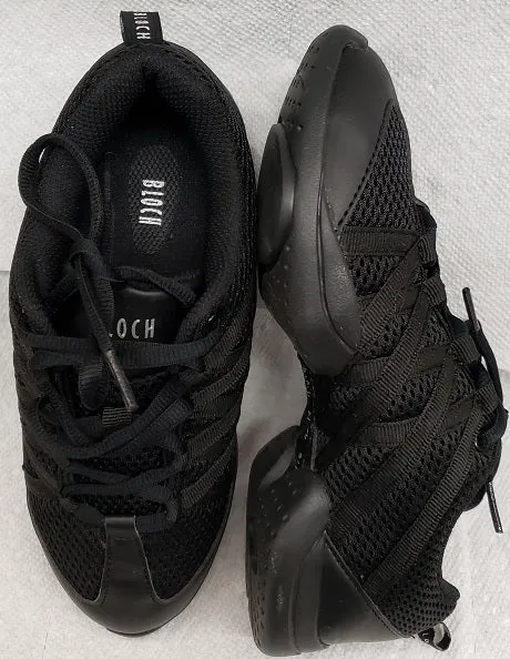 Ricky -- Split Sole Dancesneaker -- Black