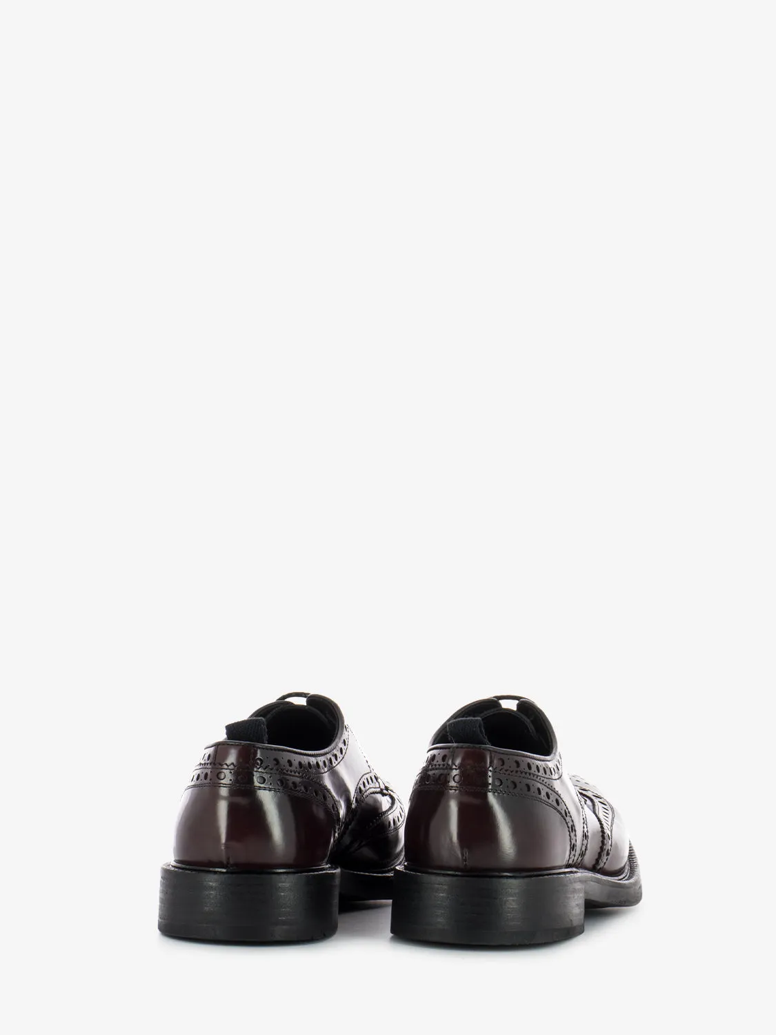 Scarpa derby con brogues amaranto