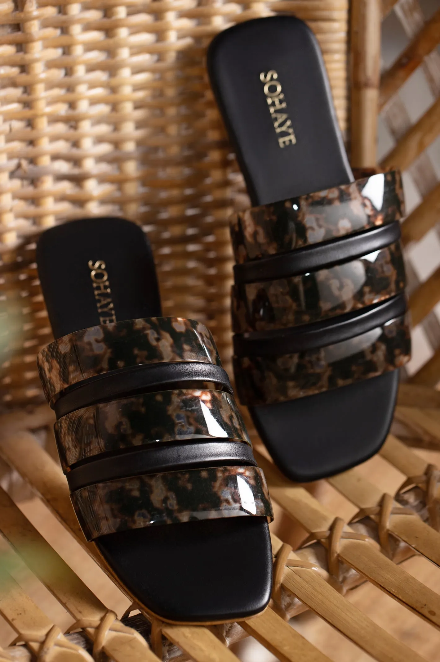 Sohaye Black Slides Slippers for Women's SKU: FWSL012-BLACK