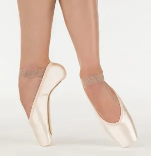 Suffolk - Regent Standard -Pointe Shoe Pink