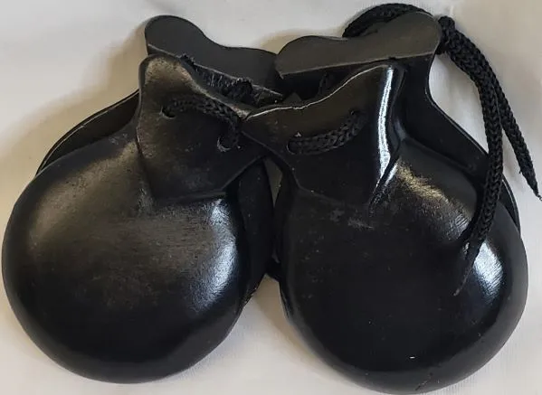 Vashti -- Women's Imitation Wood Castanets -- Black